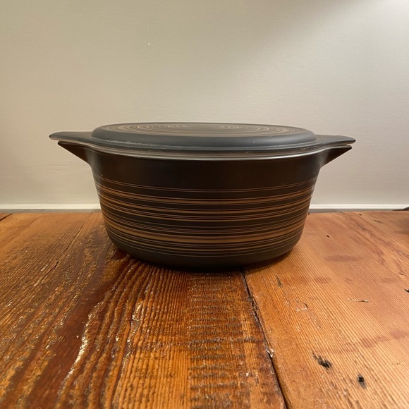 Pyrex 2 1/2qt covered casserole“Terra”. Vintage Pyrex covered baking dish. - Picture 5 of 11